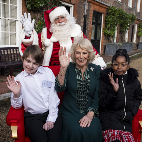 The Queen invites children to decorate the Clarence House Christmas tree