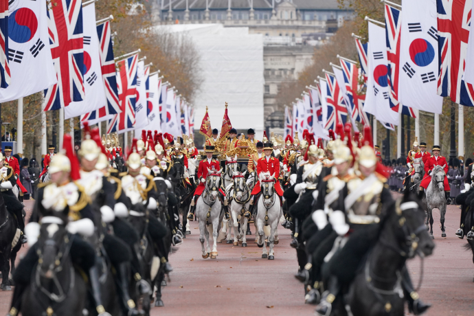 Carriages on The Mall